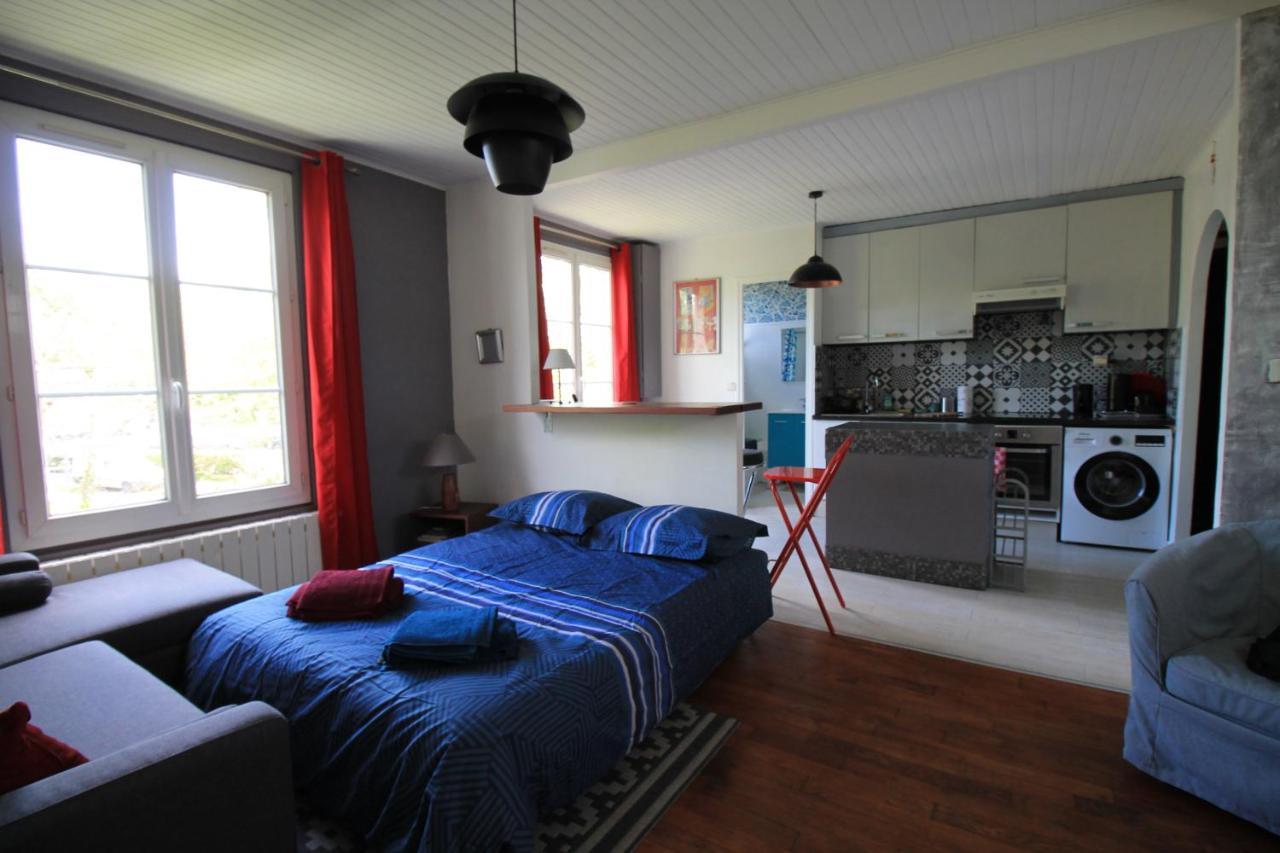 Disponible - Appartement Entier - Ligne H 15Mn Paris-Gare Du Nord, Parking Rue Gratuit, 4 Pers, Station De Train En Face Toutes Les 15Mn, Hippodrome, Cdfas, Universite, Borne Electrique, 1Er Etage 奥伯尼 外观 照片