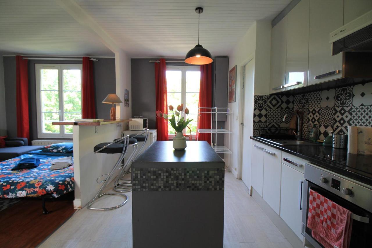 Disponible - Appartement Entier - Ligne H 15Mn Paris-Gare Du Nord, Parking Rue Gratuit, 4 Pers, Station De Train En Face Toutes Les 15Mn, Hippodrome, Cdfas, Universite, Borne Electrique, 1Er Etage 奥伯尼 外观 照片