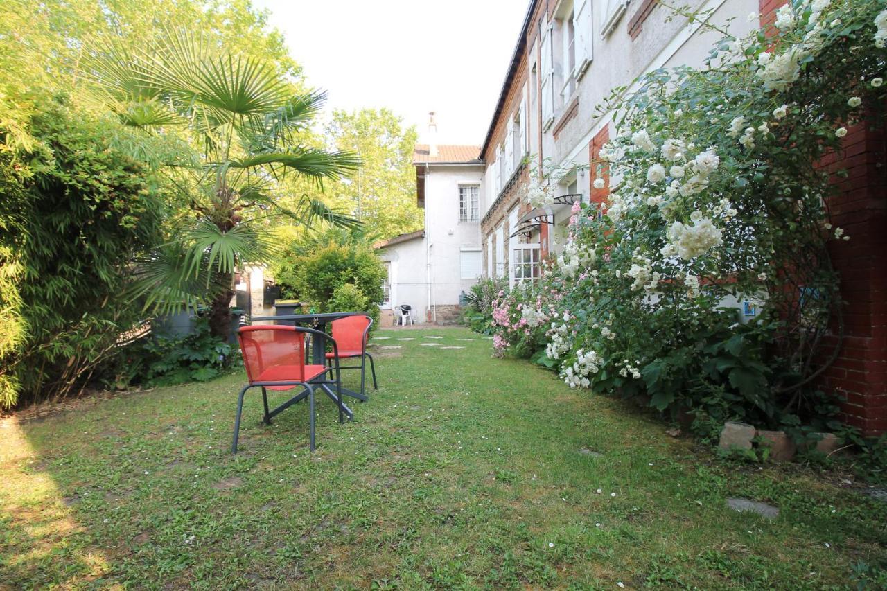Disponible - Appartement Entier - Ligne H 15Mn Paris-Gare Du Nord, Parking Rue Gratuit, 4 Pers, Station De Train En Face Toutes Les 15Mn, Hippodrome, Cdfas, Universite, Borne Electrique, 1Er Etage 奥伯尼 外观 照片